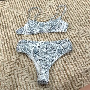 Snake print bikini SHEIN